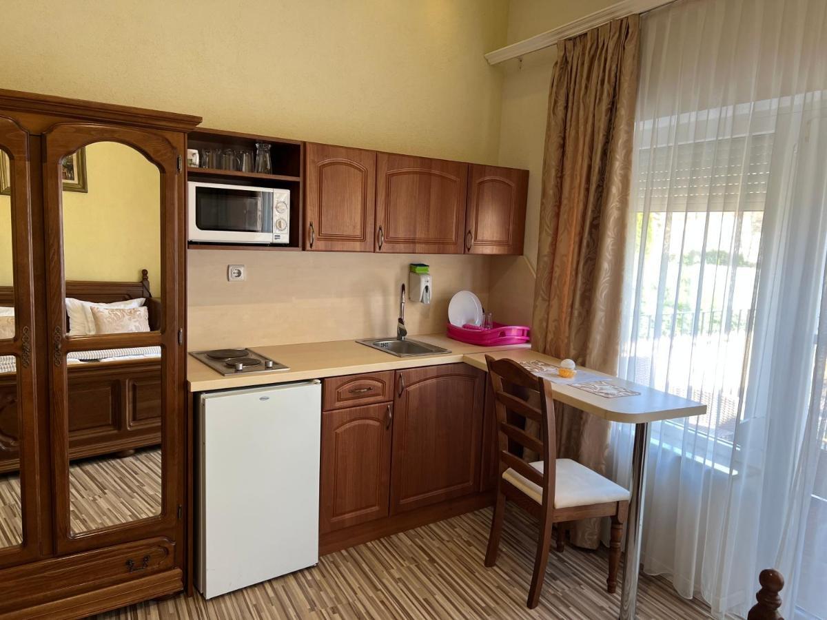 Mosoly Apartman سيغيد المظهر الخارجي الصورة
