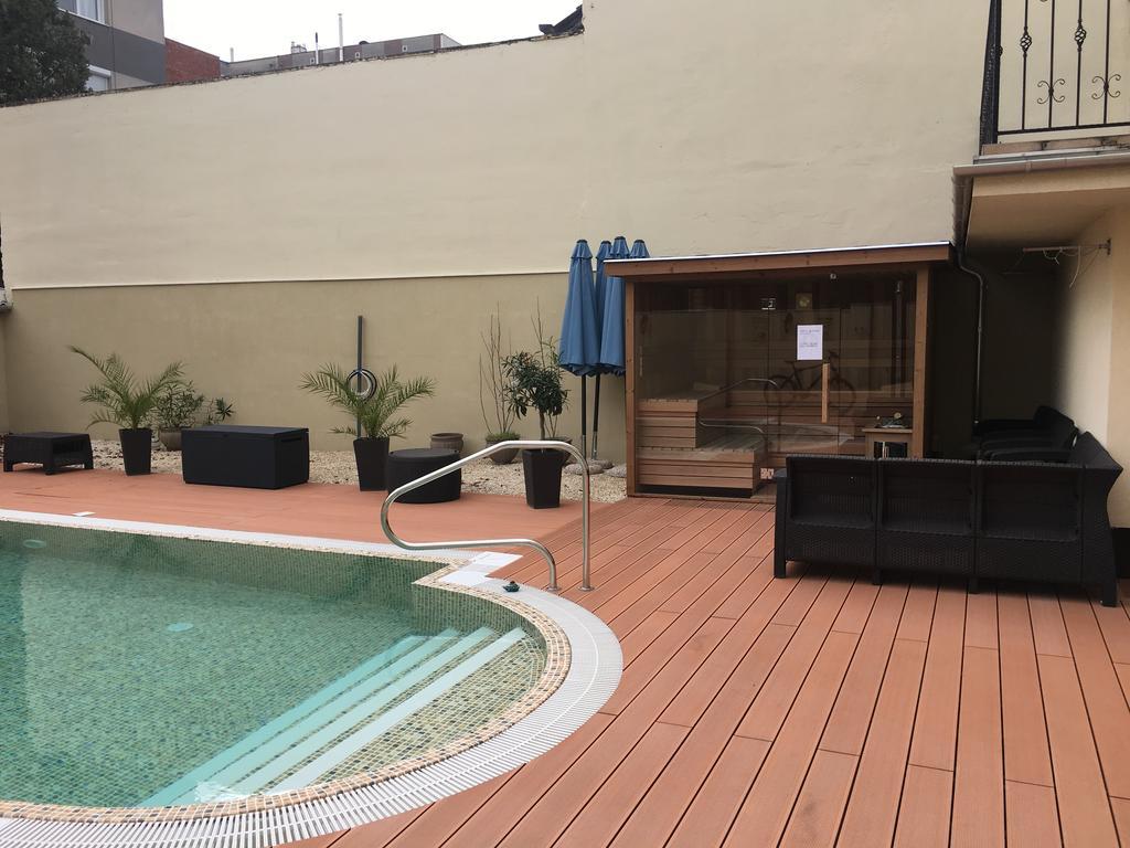 Mosoly Apartman سيغيد المظهر الخارجي الصورة
