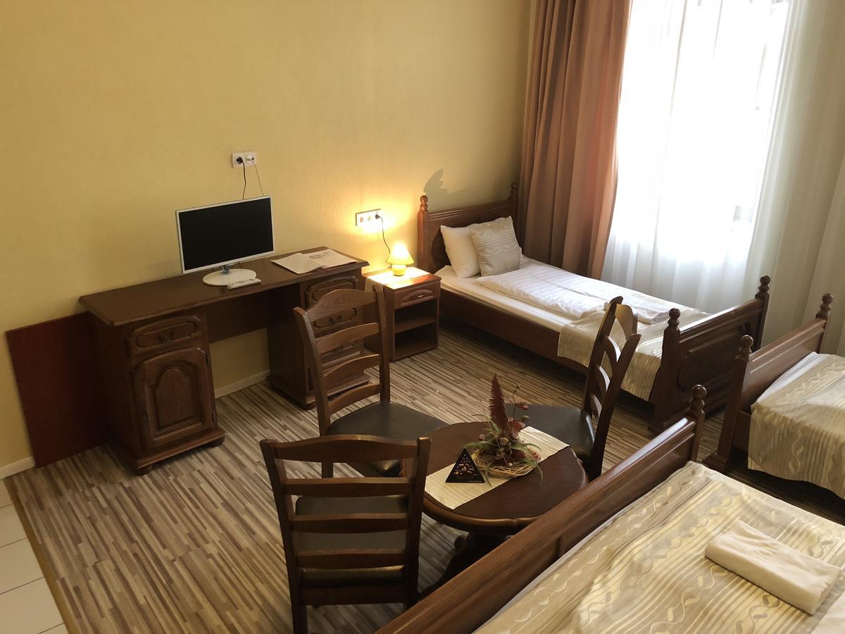 Mosoly Apartman سيغيد المظهر الخارجي الصورة